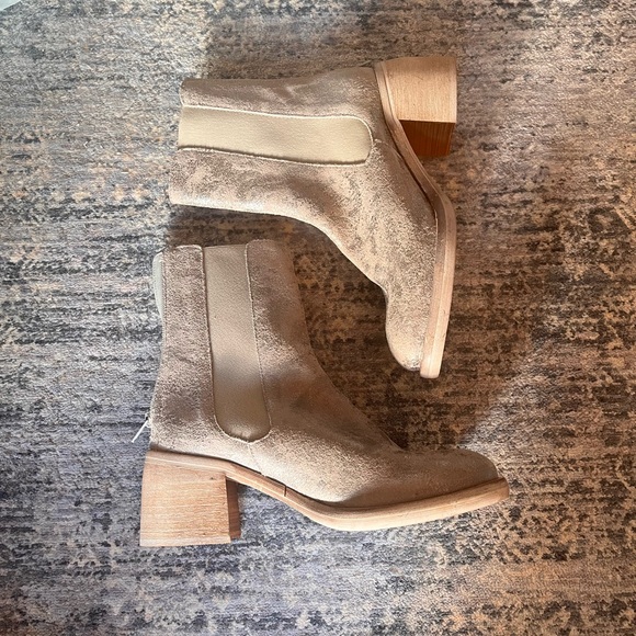 Free People Essential Chelsea boots - Picture 5 of 9